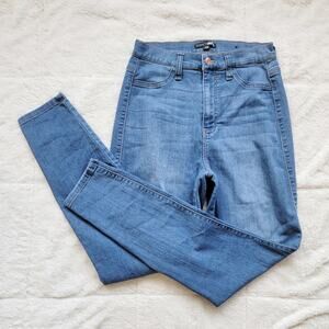 Fashion Nova Ultra High Rise Skinny Jeans